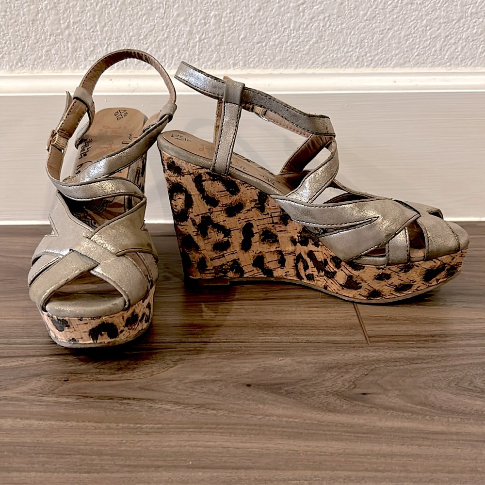 Jellypop Bronze Leopard Print Wedges